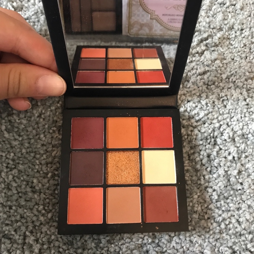 Huda Beauty Warm Brown Obsessions Palette